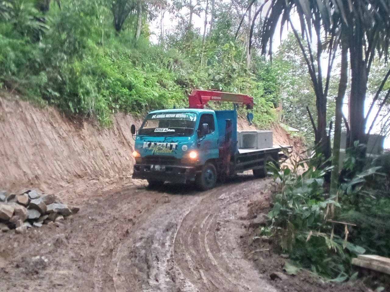 Perbaikan Jalan Kabupaten Menuju Desa Citalahab telah dilaksanakan