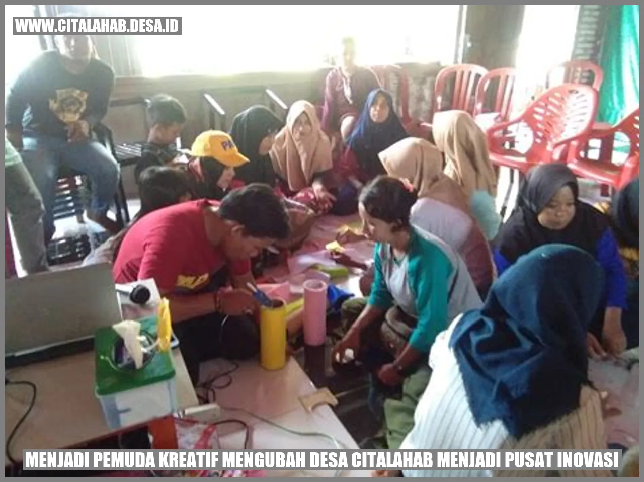 Menjadi Pemuda Kreatif: Mengubah Desa Citalahab menjadi Pusat Inovasi