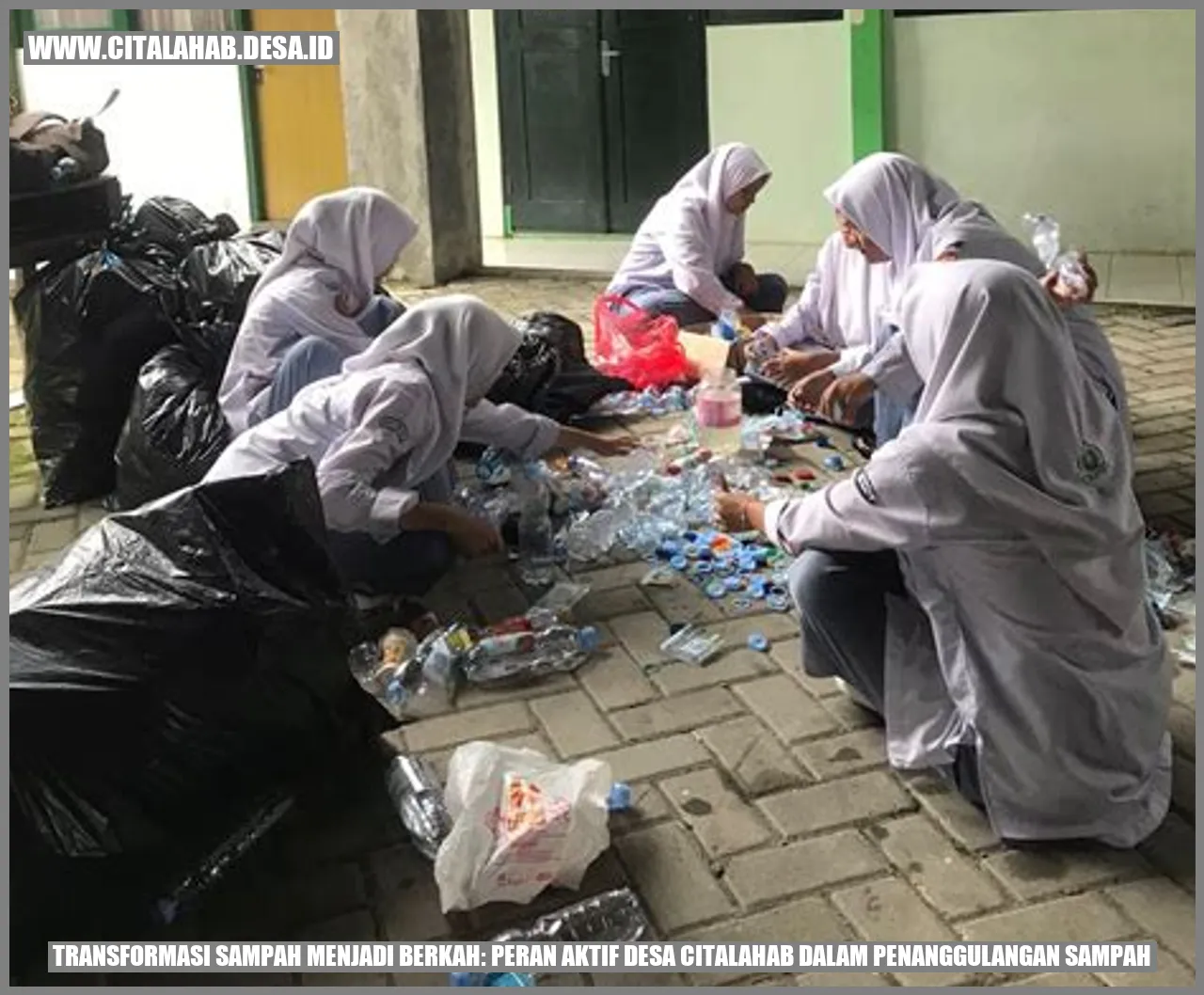 Transformasi Sampah menjadi Berkah: Peran Aktif Desa Citalahab dalam Penanggulangan Sampah